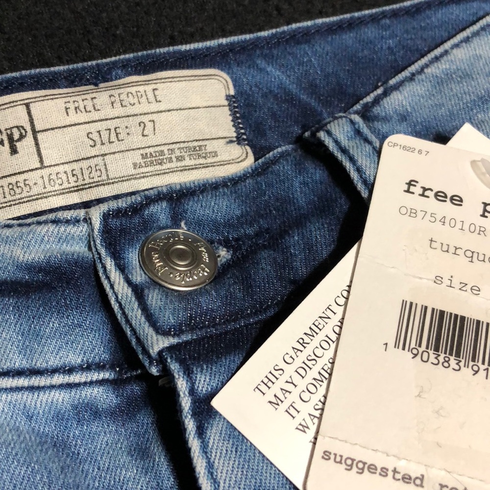 🆕 Free People Busted Skinny Jeans - Picture 4 of 5